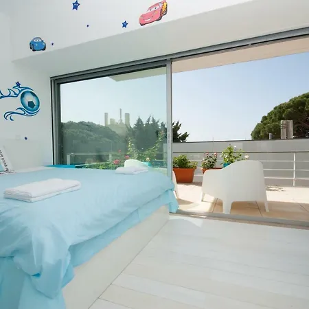 Cosy Sea View Villa