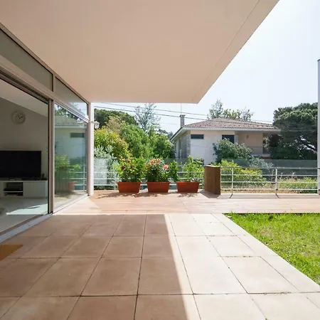 Cosy Sea View Villa