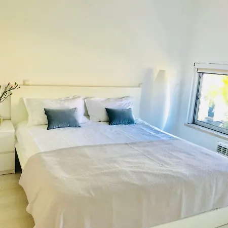 Cosy Sea View